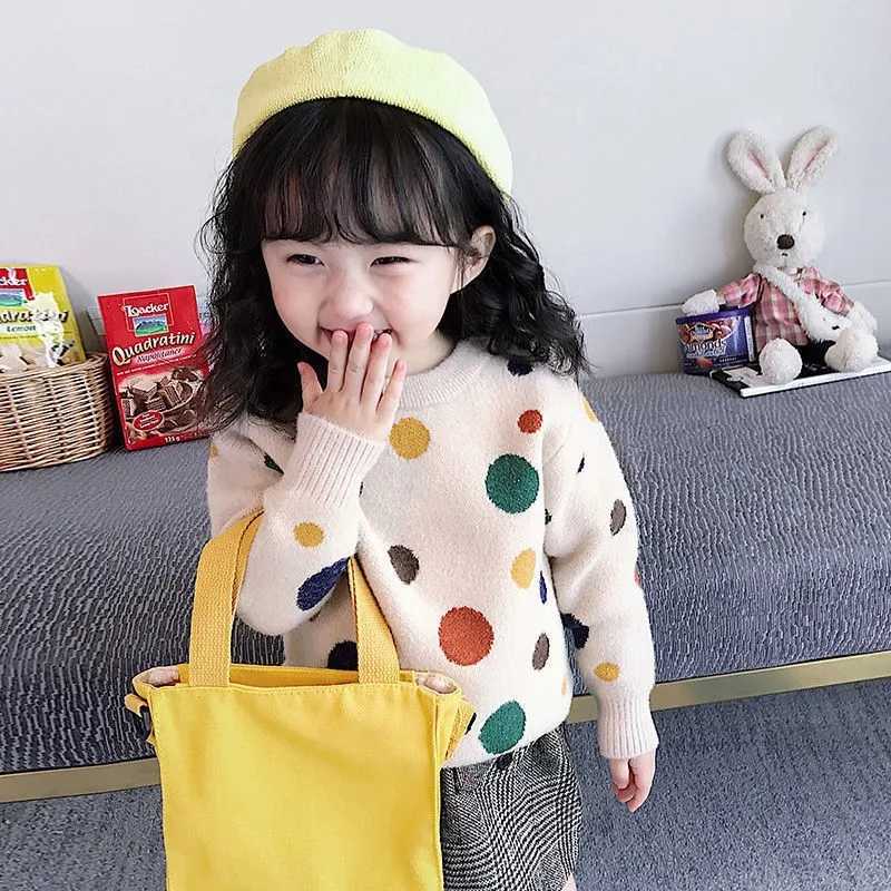 Childrens sweaters aprons wool knitted pull-out autumn 2024 new polka dots girls underwear childrens thick soled sweatersW240824