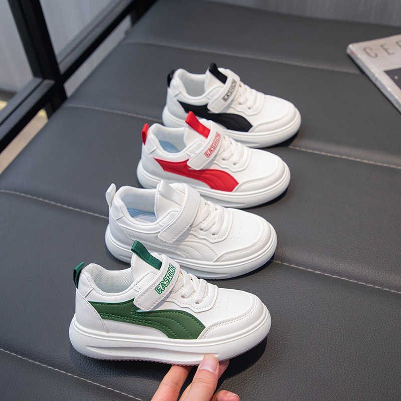 Athletic Outdoor Childrens board mens womens sports spring and autumn new styles white versatile thick soled boys casual shoes C260130