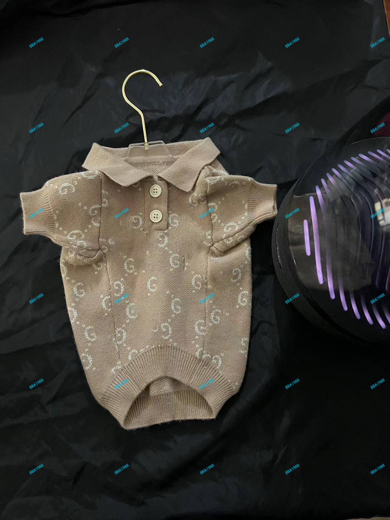 Designer Dog clothes Fall/Winter new sweater Small and medium-sized dog Teddy Schnauzer Pomeranian Corgi Poodle Cat pet clothing