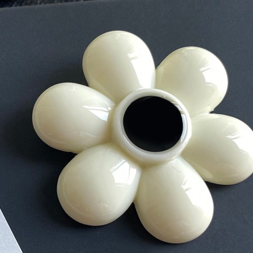 Brooches Men Vintage Womens Copper Brass Brooch Gold-color Fine Carving Crystal Wedding Dress Pins Jewelry High Quality Wholesale