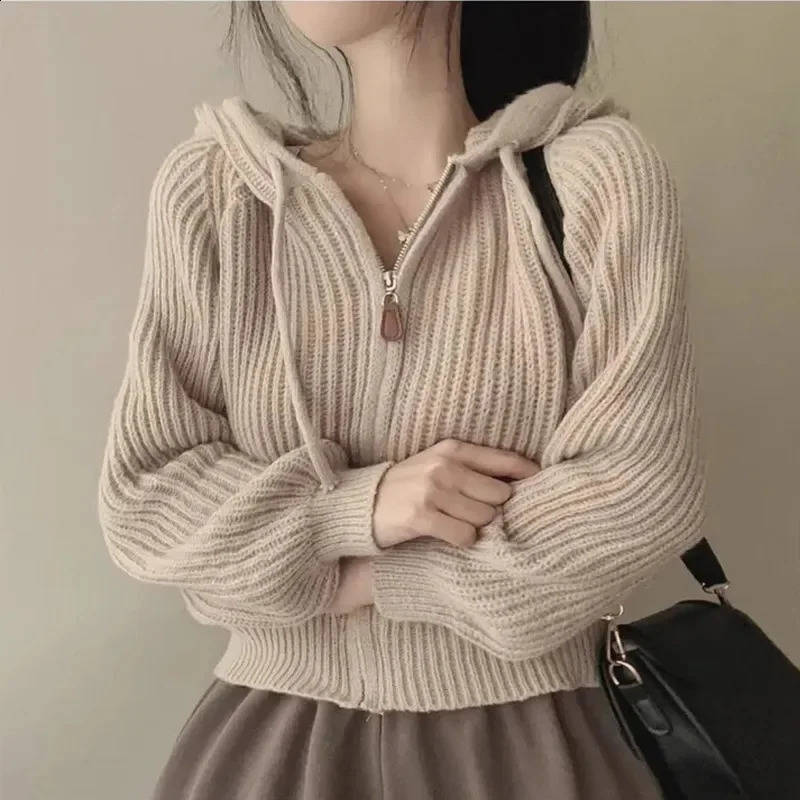 Womens long sleeved sweater Korean casual jacket fashionable zipper cardigan Knitted top hooded 240826