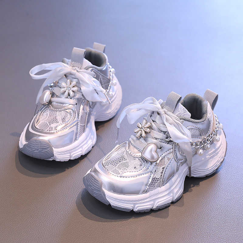 Athletic Outdoor 2024 Spring/Summer Childrens Sports Breathable Dad Girls Single Mesh New Chinese Casual Shoes C260130