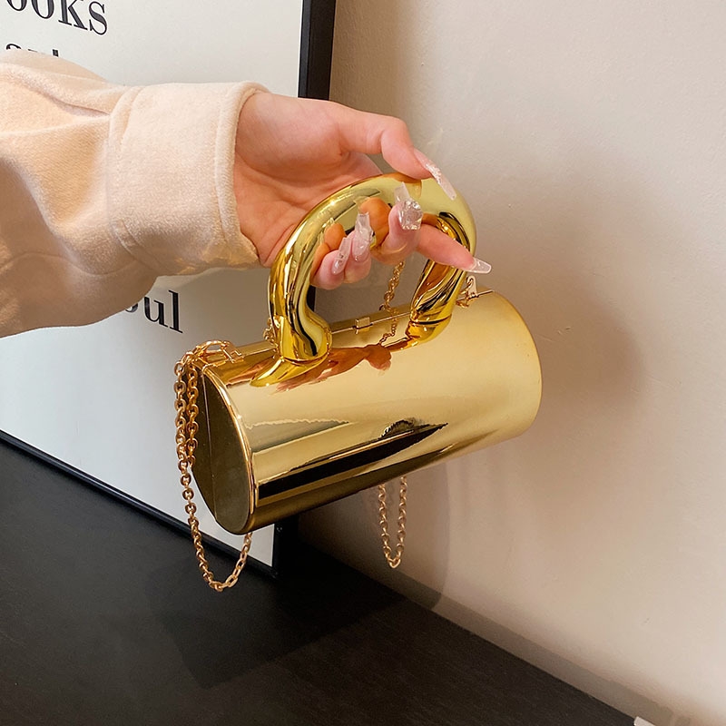 In 2024 The New Fashion Classic Solid Color Mirror Acrylic Box-Type Bag With Personalized Handle Handbag Is Suitable For Traveling And Shopping