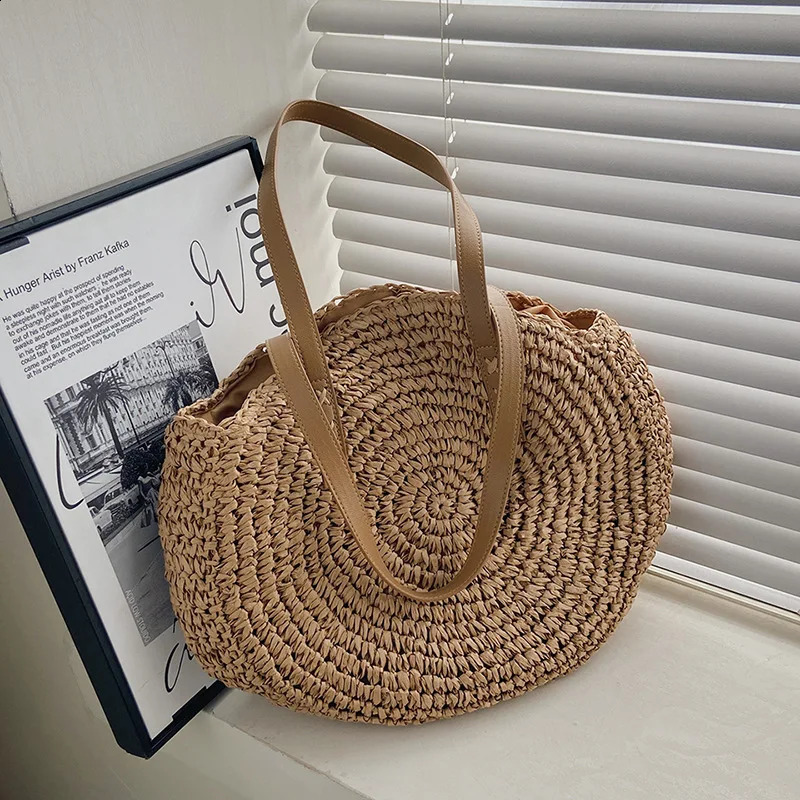 Summer Round Straw Shoulder Bags for Women Rattan Handmade Woven Beach Handbags Female Travel Casual Large Capacity Shopper Tote 240826