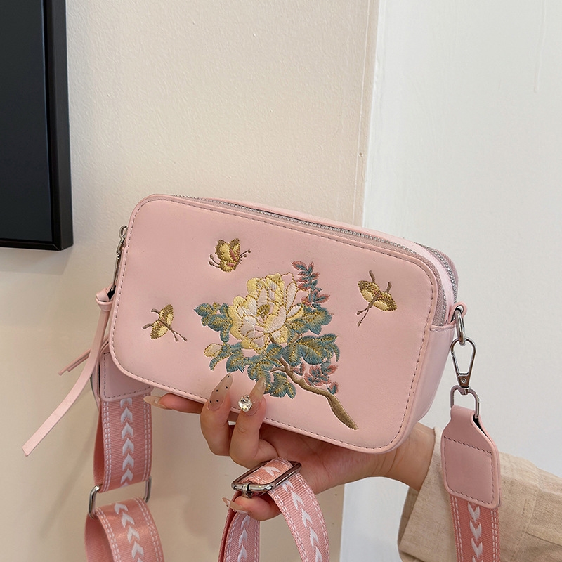 Designer Bag Luxury Bag Women's Candy-Colored Letter Decoration Crossbody Camera Shoulder Bag, Fashion Shoulder Bag Mini Square Wallet