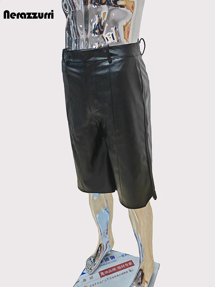 Mauroicardi Summer Autumn Cool Handsome Waterproof Black Pu Leather Shorts for Men High Waist Short Straight Pants Clothes 2024 240824 - view 5
