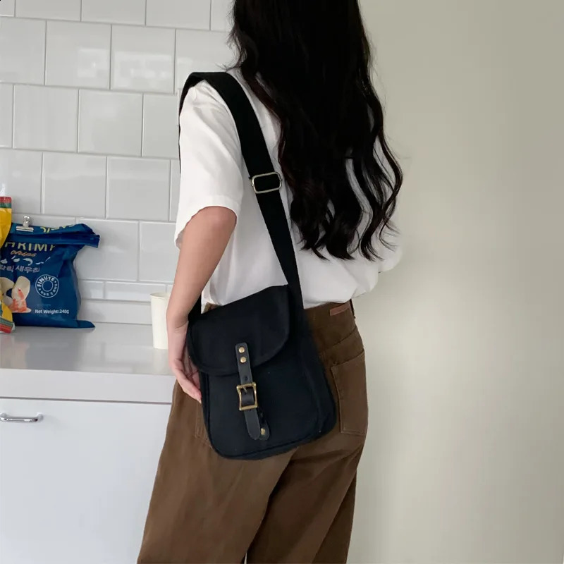 Japanese Korean Vintage Casual Canvas Crossbody Bag Streetwear Women Simple Handbags Fashion All Match Y2k Shoulder Bags Trendy 240824