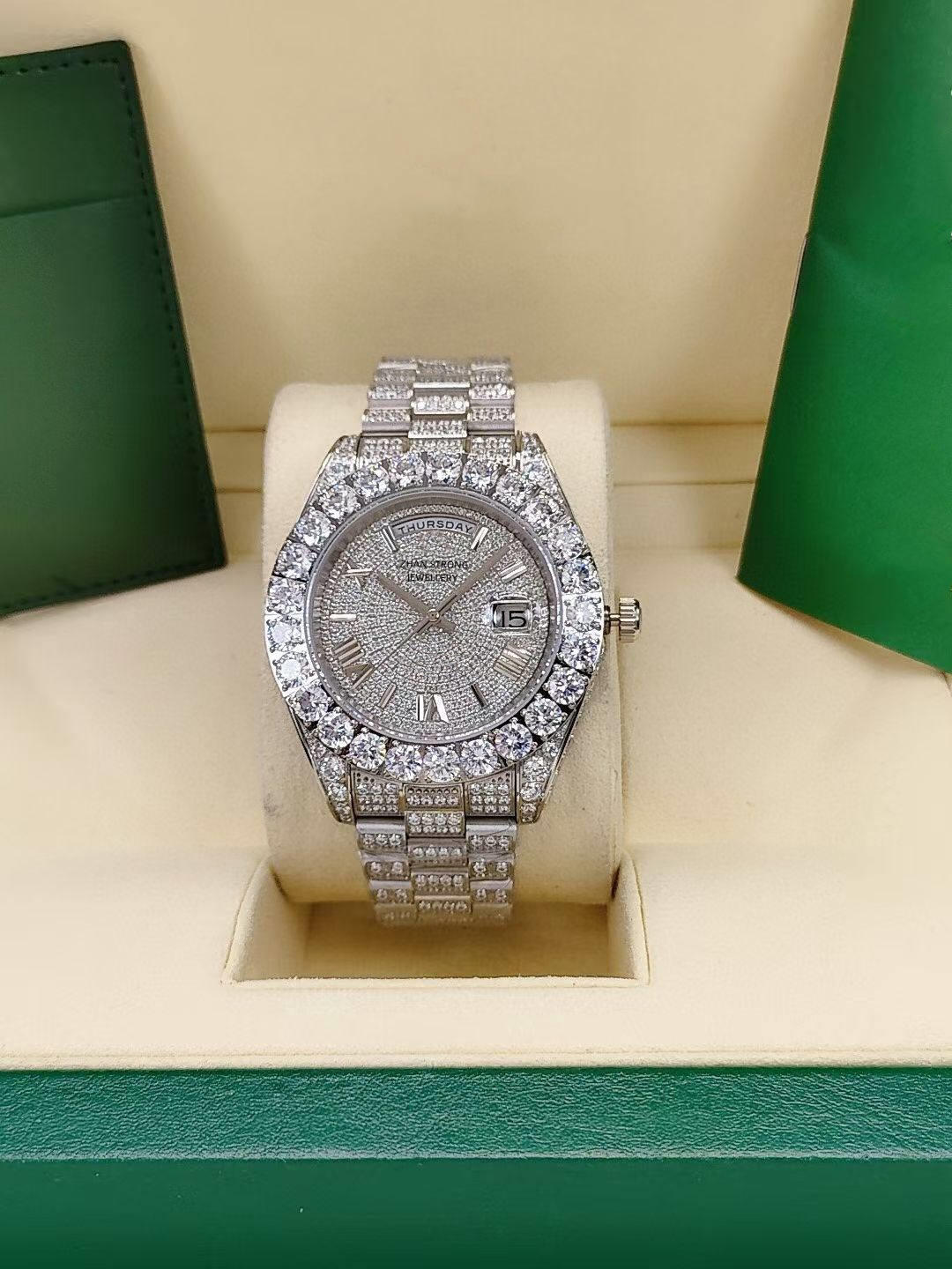 Top Qualtiy Men's 44mm Stainless Steel Mechanical Watch - Full Diamond Icing with Automatic Functionality and Day Date Feature Sapphire Waterproof Man Wristwatch