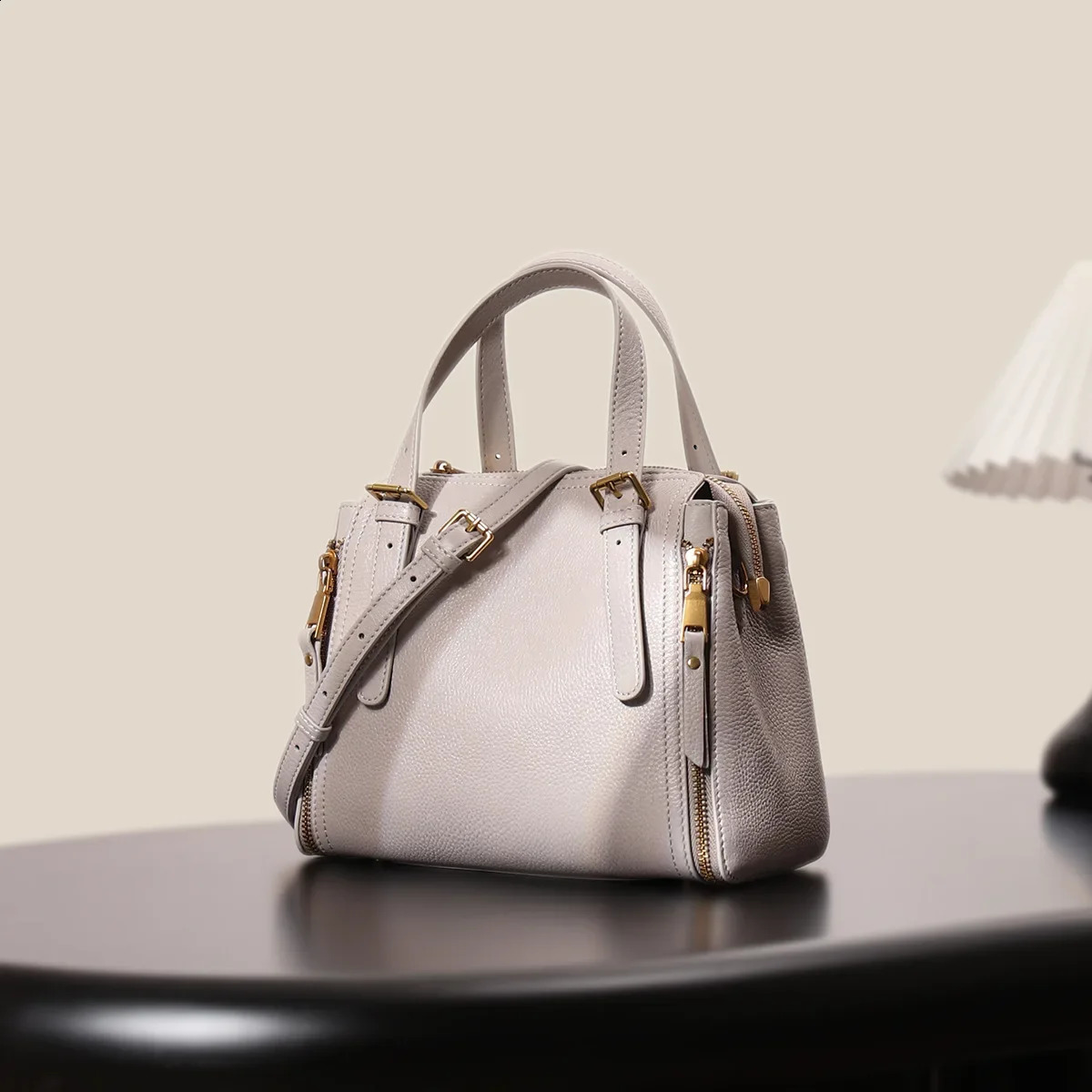 womens handbag high-quality genuine leather shoulder bag with large capacity cowhide zipper and metal buckle handbag 240826