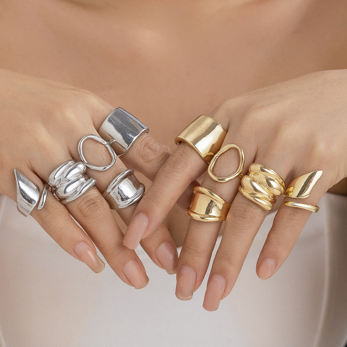 Geometric Metal Wind Lava e Ring Set with Irregular Smooth Opening Texture