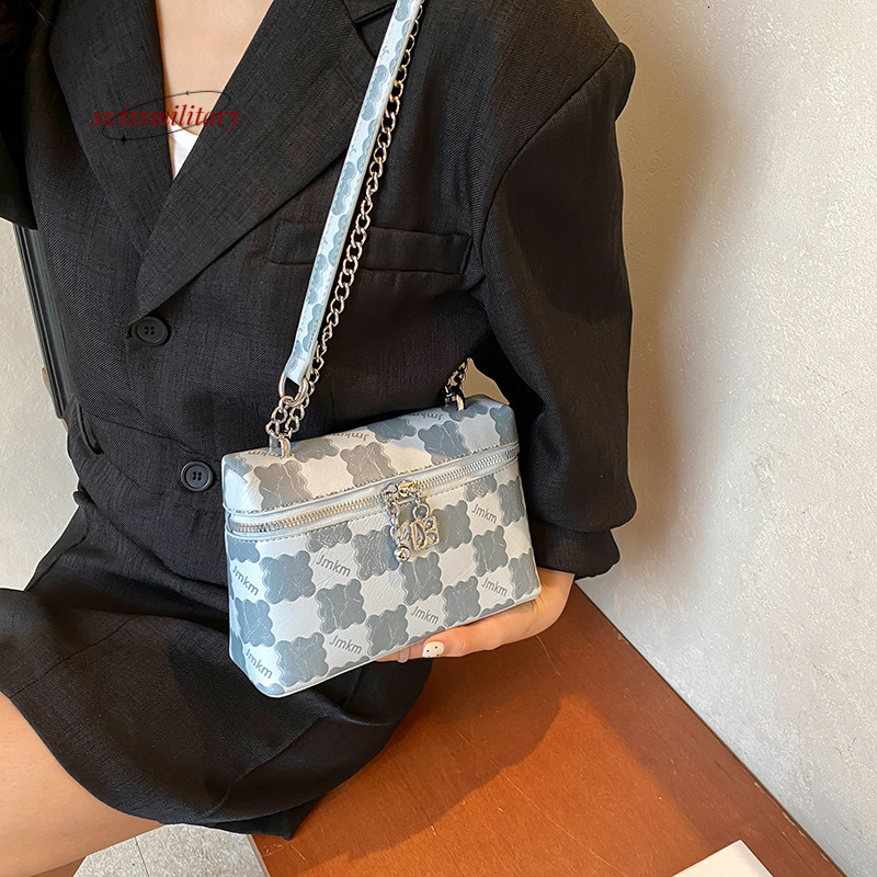 Swissmilitary New color blocking checkered for summer women 2024 small square high-end single shoulder crossbody bag, fashionable chain women's b