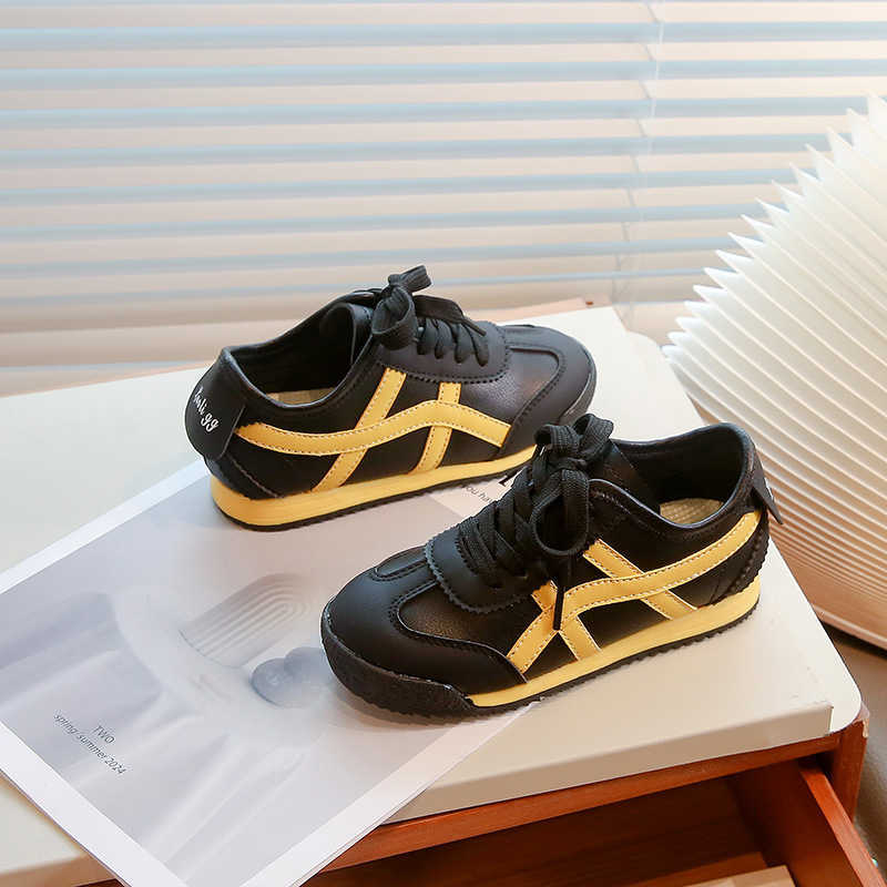 Athletic Outdoor Childrens 2024 autumn new item girls casual soft sole white Forrest Gump boys baby childrens sports shoes C260130