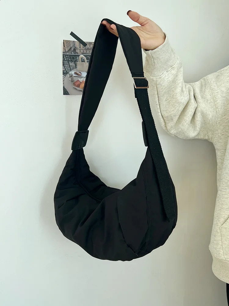 Nylon black Grunge Crossbody Bag unisex Korean Y2k camisole bag fashion hiking bag retro backpack casual mens luggage 240912