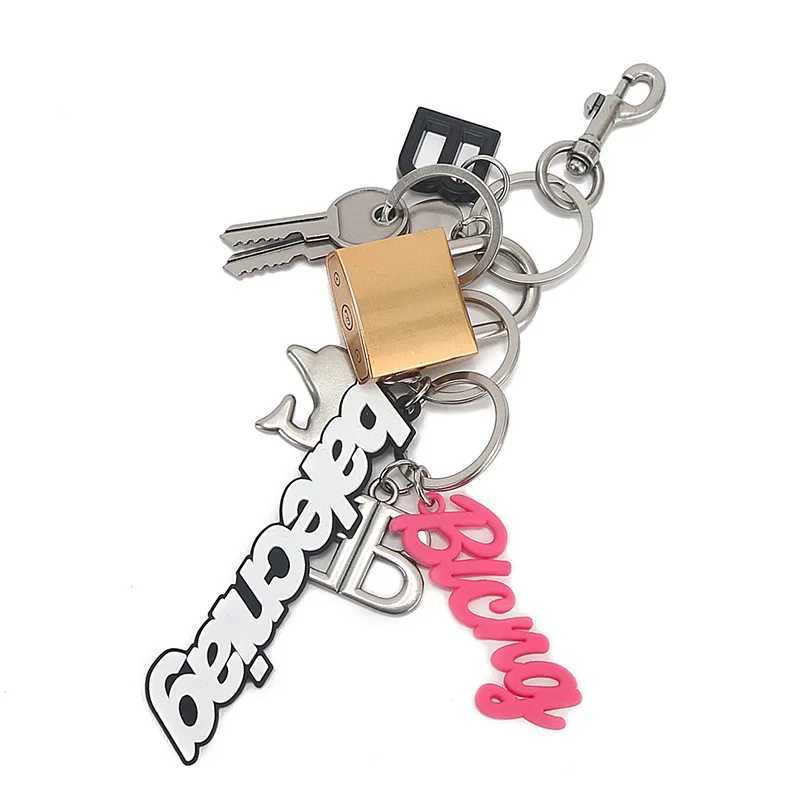 Keychains Lanyards European and American keychains and lock bag decorations Z251014