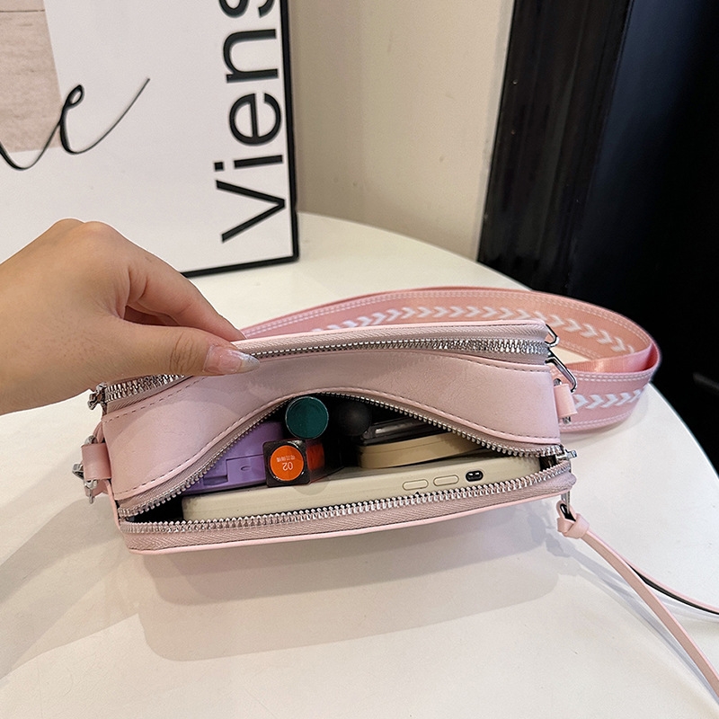 Designer Bag Luxury Bag Women's Candy-Colored Letter Decoration Crossbody Camera Shoulder Bag, Fashion Shoulder Bag Mini Square Wallet