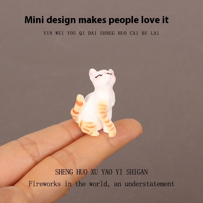 Charming Resin Animal Figures - Unique Kissing Cats and Off-Duty Mini Landscapes for Your Desk
