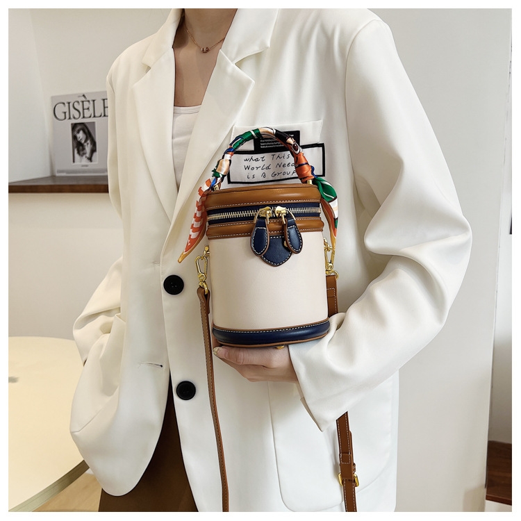 Fashionable And Versatile Bucket Bag With Color Blocks Single-Shoulder Round Tube Bag For Women Birthday Gift