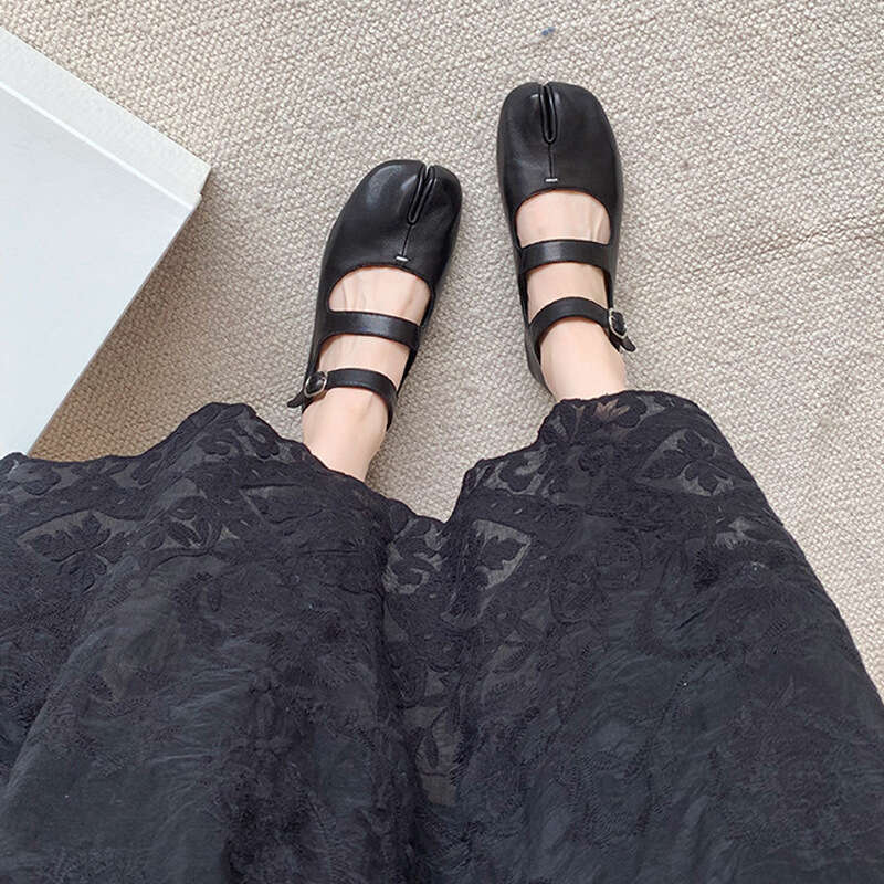 Japanese Traf Ninja Tabi Mary Janes Shoes Belt Buckle Loafers Ladies Split Toe Trotters Mocasines Lolita JK Flats Women