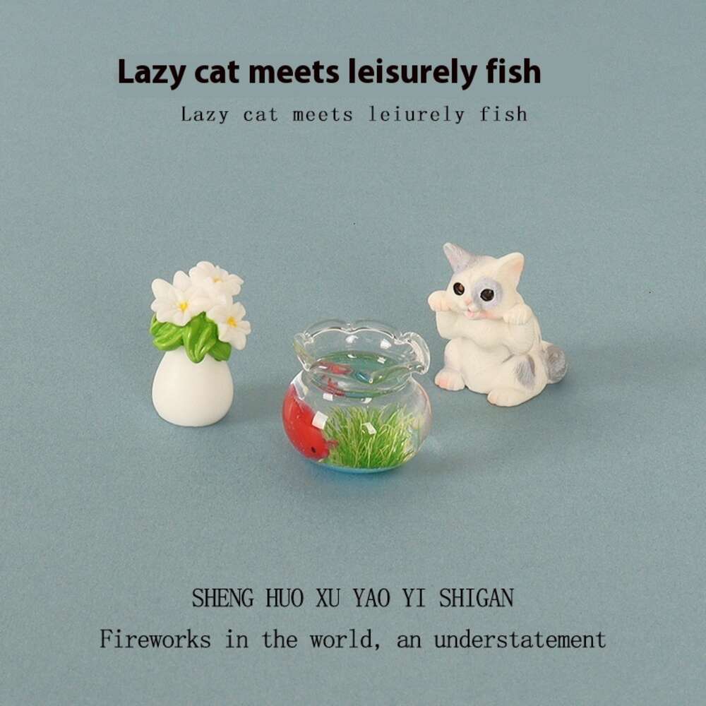 Adorable Small Scale Artwork - Handcrafted Resin Lazy Kitty & Fishtank Combo for Personalized Display