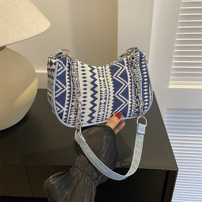 Free Shipping Winter Underarm Shoulder Fashionable Small Square Handbags Women Shopper Totes Ethnic Style Canvas Girl Crossbody Designer Bag Luxury Ba