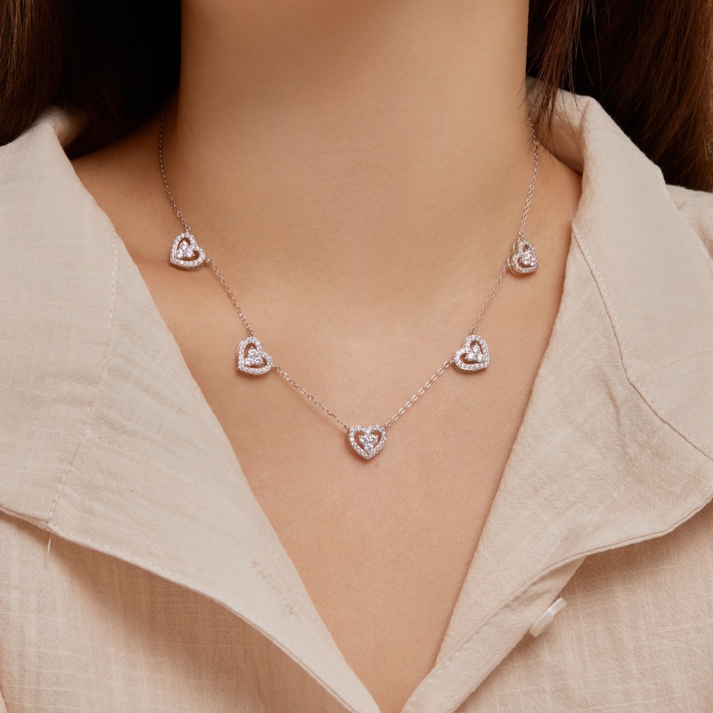 Japanese and Korean new S pure sier women's collarbone chain color zirconium inlaid geometric love sun butterfly pendant female decoration