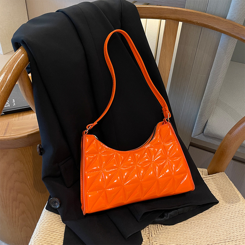 Lacquered One-Shoulder Underarm Fashion Handbag