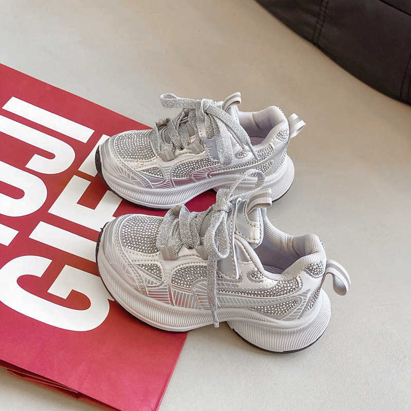 Athletic Outdoor Girls princess style sports 2024 autumn and winter new childrens casual running girls appearance dad shoes C260130