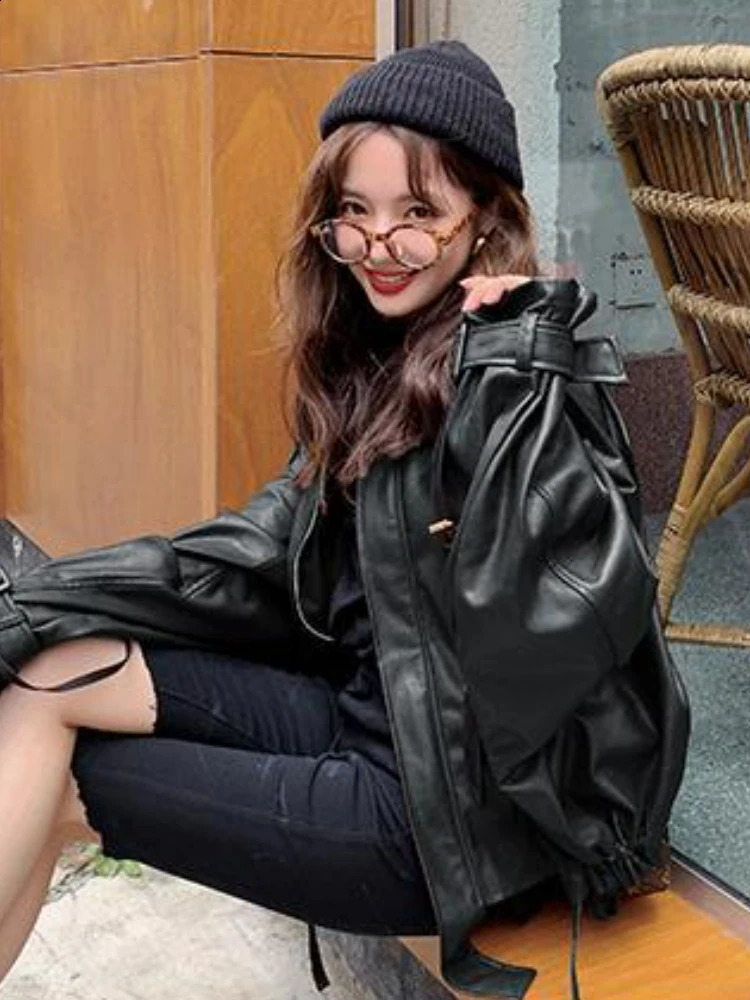 Korean Fashion Outerwear Leather Jacket Women Summer Short Moto Streetwear Faux Loose Coats Autumn Female Trend Chic Tops 240824