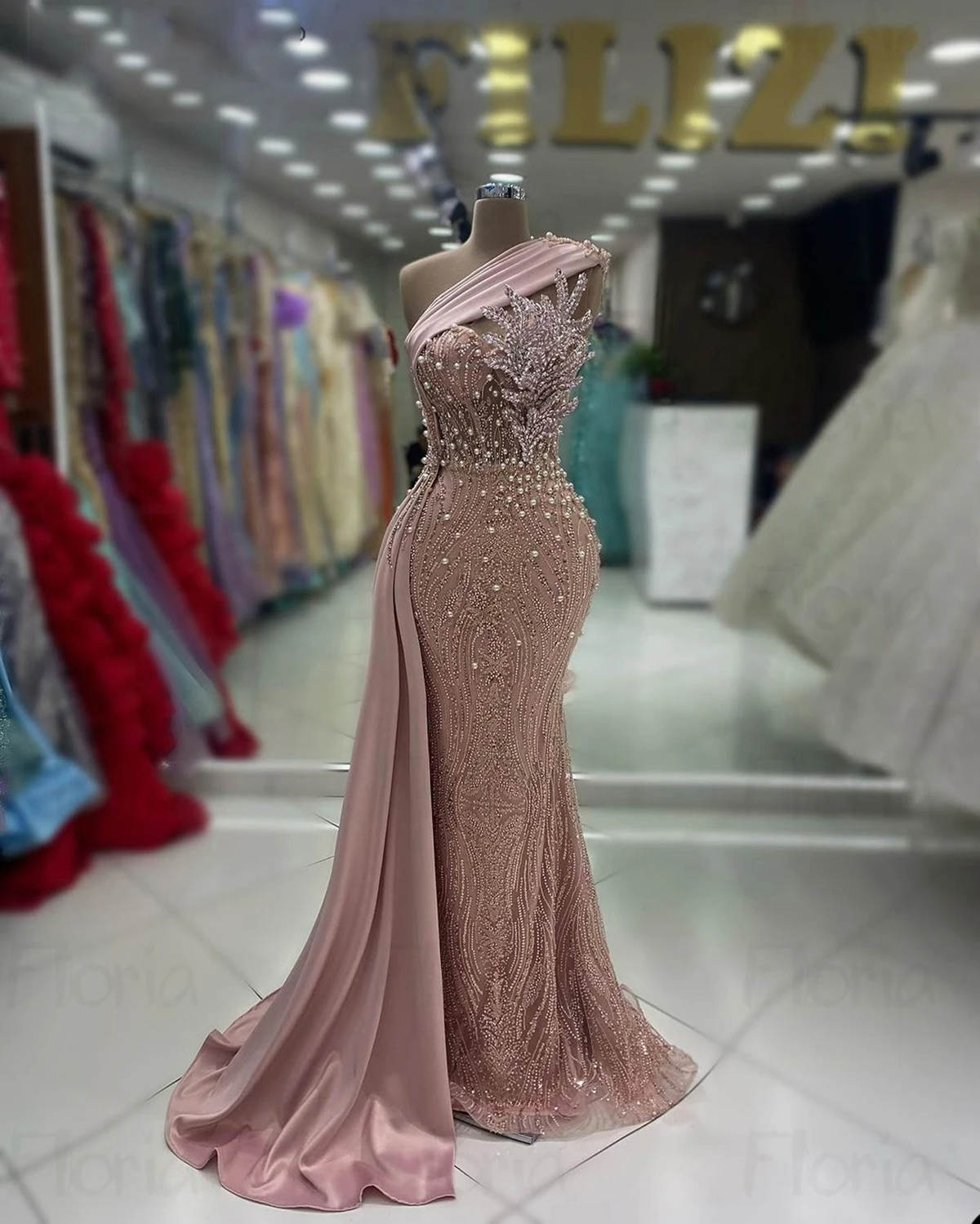 Mermaid Prom Dresses Pearls Sequins Lace Beads Sleeveless Detachable Train Backless Custom Made Plus Size Shining Party Evening Dress Vestido De Noite