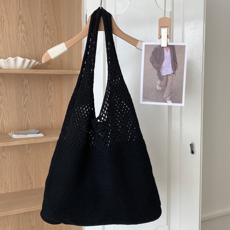 2025 Designer Large 3 2024 Knitted Capacity Tote Shoulder Bag Cross border Bags Versatile Handbag