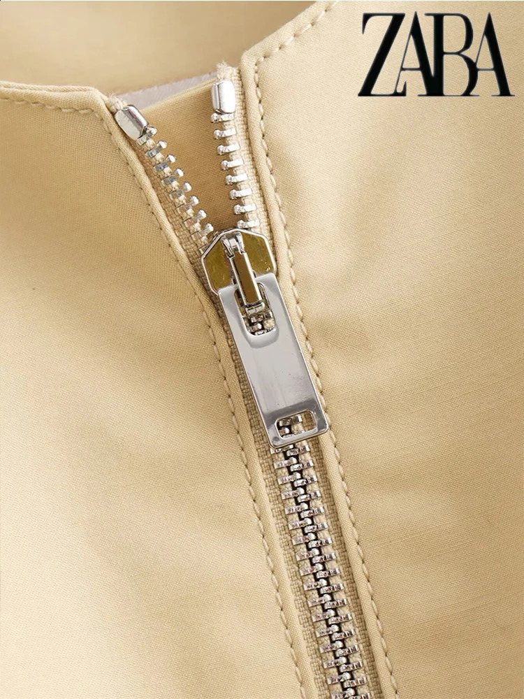 TRAF Womens Elegant sleeveless round neck zip waistcoat Pocket decorative loose khaki jacket Comfortable leisure womens vests 240826