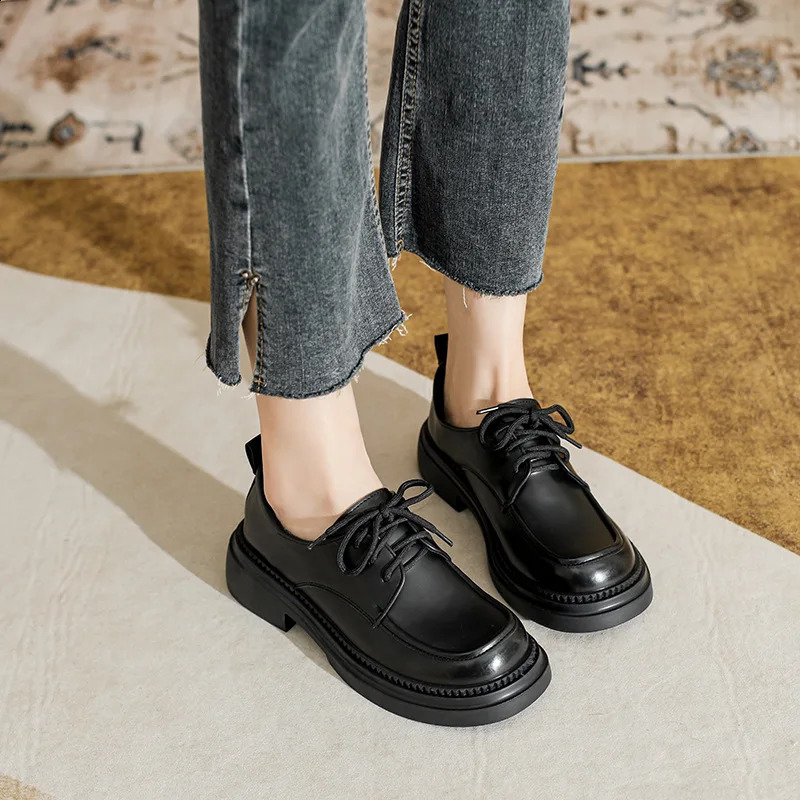 Women Spring and Autumn Black Oxford Shoes Unisex Fashionable Versatile Party Wedding Shoes Women School Lace Up Loafers 250227