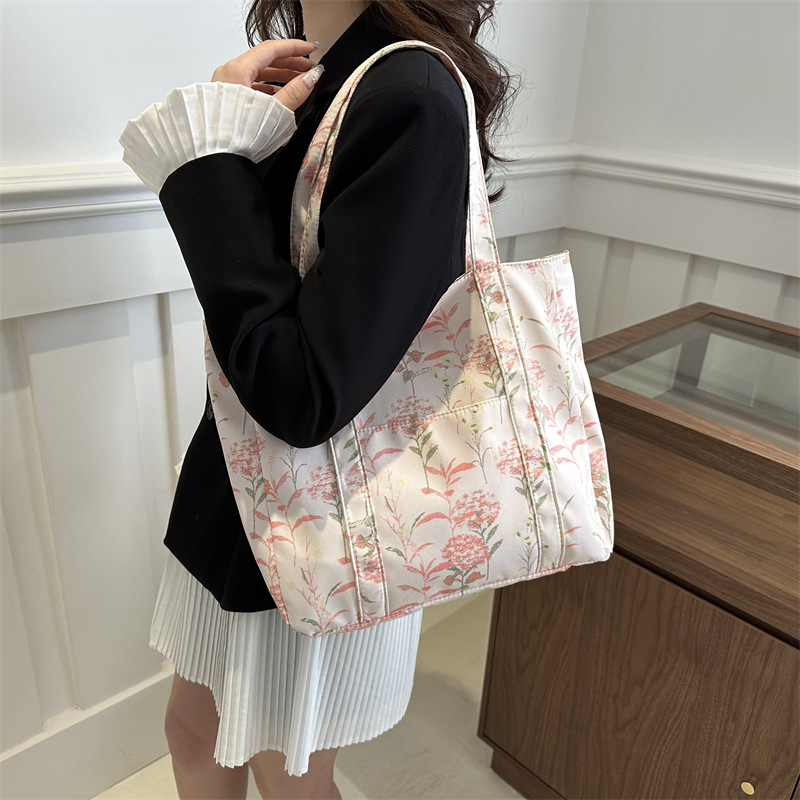 Handheld tote bag large capacity beautiful simple fashionable college style casual personalized shoulder bag