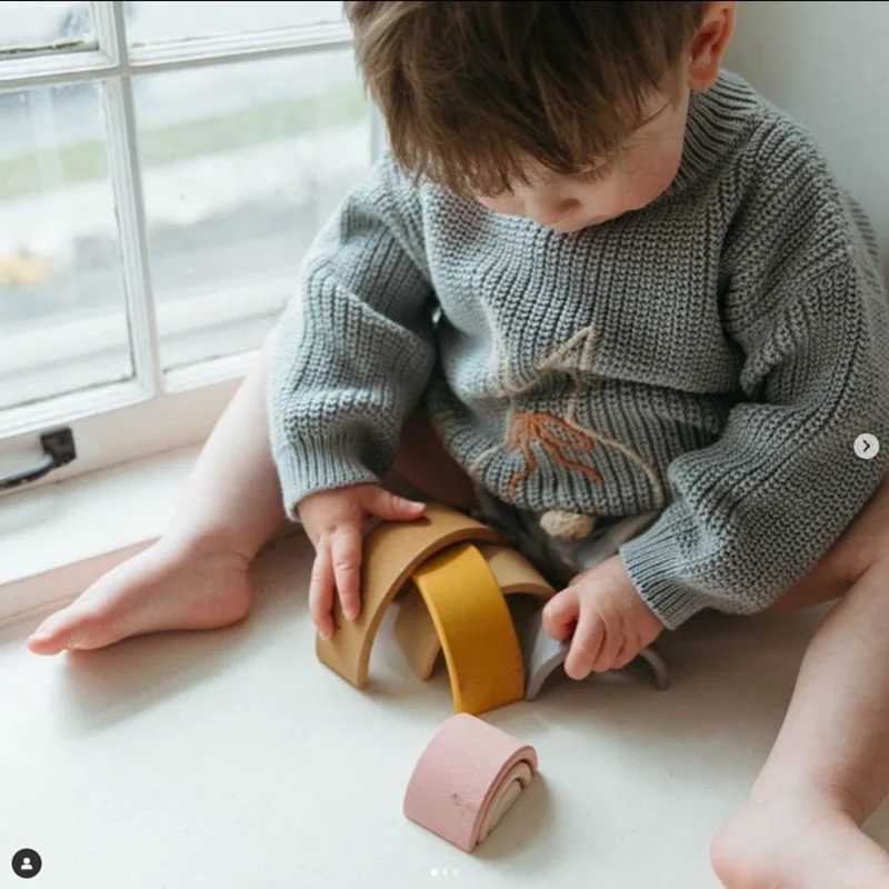 Childrens rabbit sweater ultra-fine cotton rabbit sweater zipper jumping cute childrens clothingW240824
