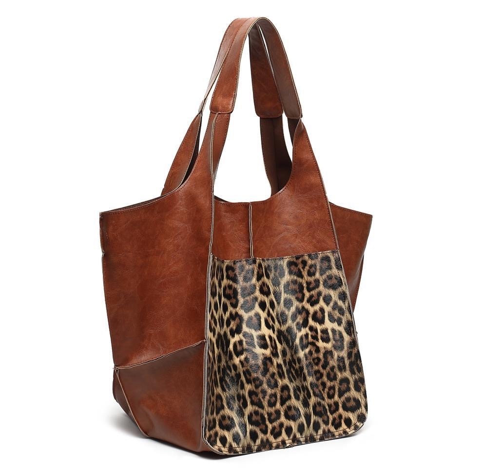 Large Capacity PU Leather Tote For Women Casual Soft Shoulder Bag With Designer Aged Metal Look - Retro Big Shopper Purse