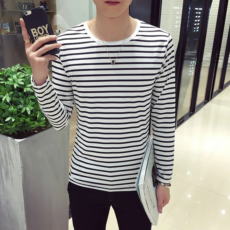 Striped T-shirt mens long sleeved fashionable black and white striped top mens Harajuku casual bottom shirt invisible underwear 240826