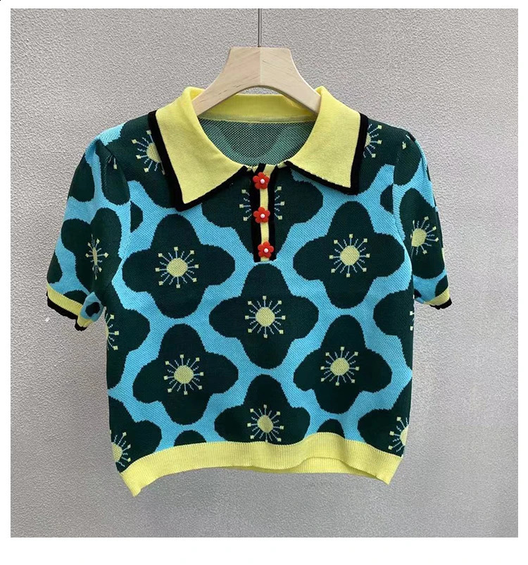 Summer floral womens sweater sweet jacquard short sleeved loose collar knitting fashionable buttons 240826
