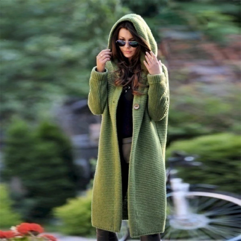 Autumn and winter cashmere cardigan womens long sleeved sweater solid color knitted thick top 240826