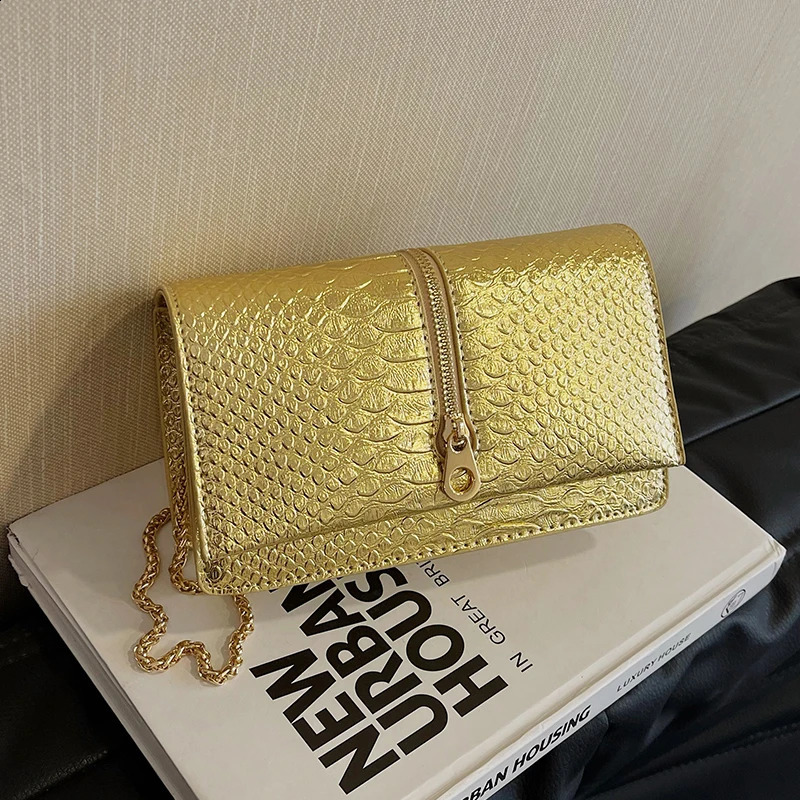 Gold hot Chain Shoulder Bag for Women - Pu Leather Satchel with Crossbody Strap