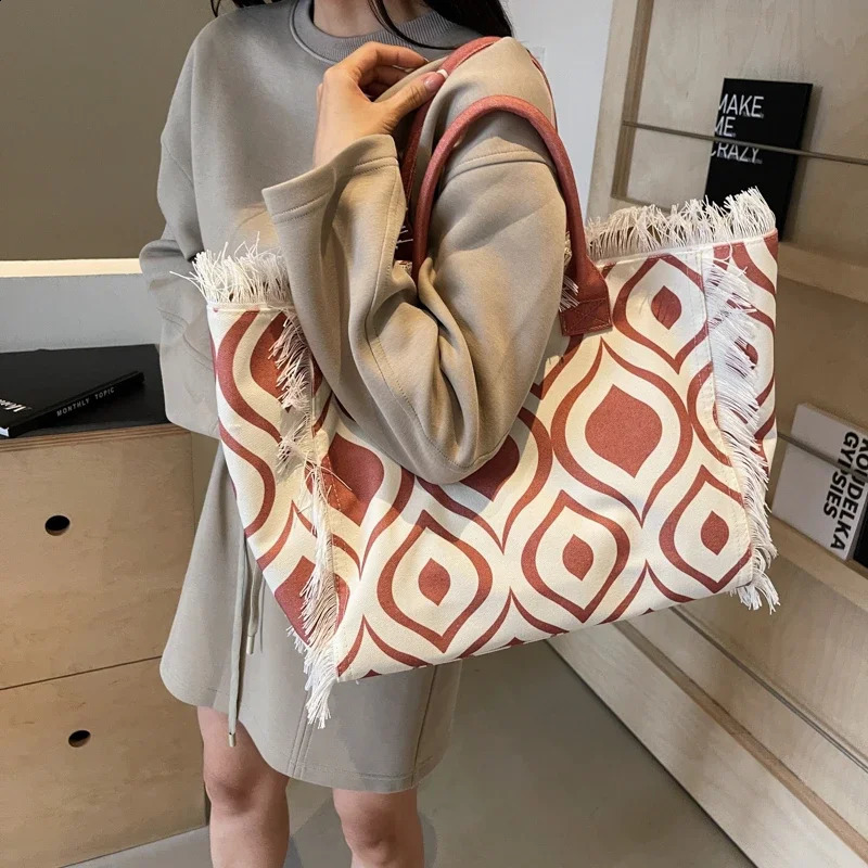 Large Capacity Tote Women Handbags Beach Bag Canvas Shoulder Bag Fashion Shopper Purses Travel Bag Sac A Main 240826