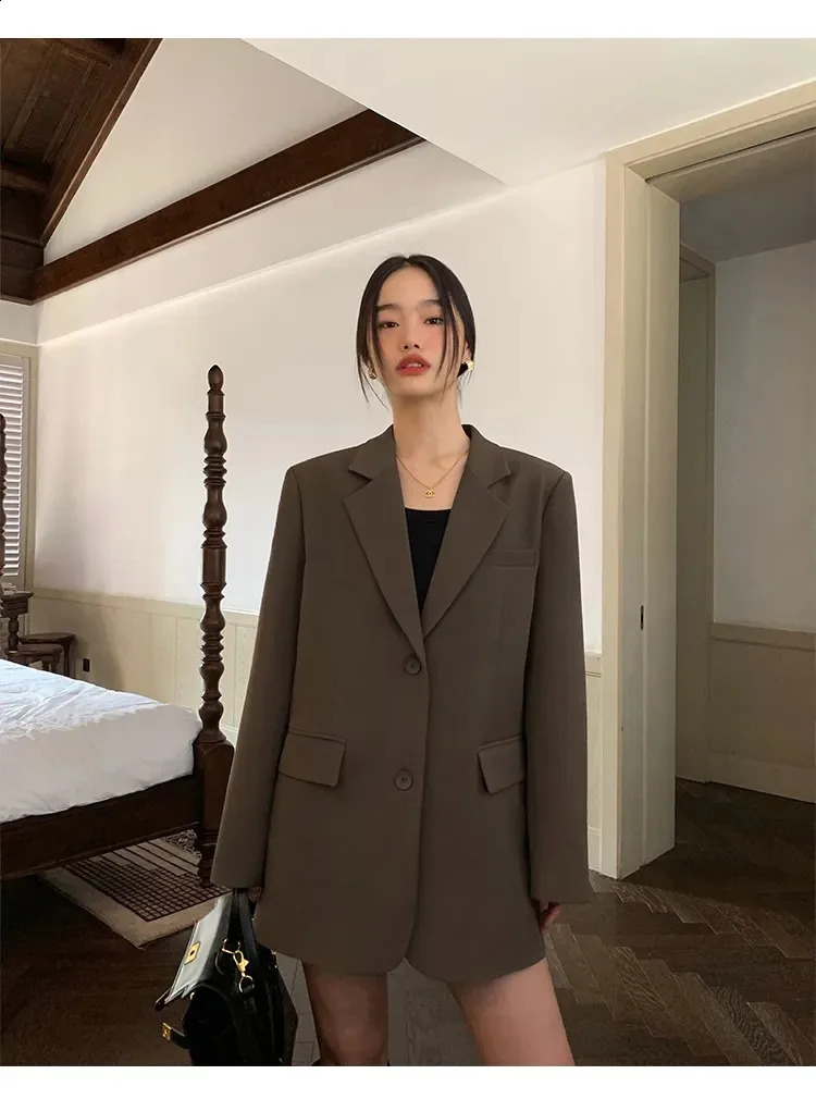 Black Long Sleeved Suit Jacket for Womens Fashion Korean Back Split Office Lady Blazer Coat Autumn Winter Jacket Loose Coat 240826