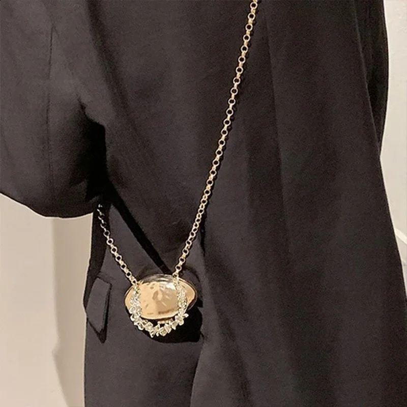 Mini Lipstick Bag Decorate Womens Shoulder Chain Crossbody Handbag and Purse Fashion Shell Bags Female Clutch 240824Z