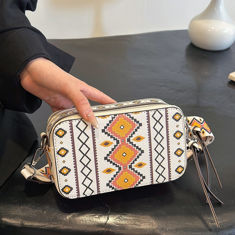 Cross-border shoulder bag Women Europe and the United States vintage print fashion crossbody bag Bohemian trend casual all-match camera bag