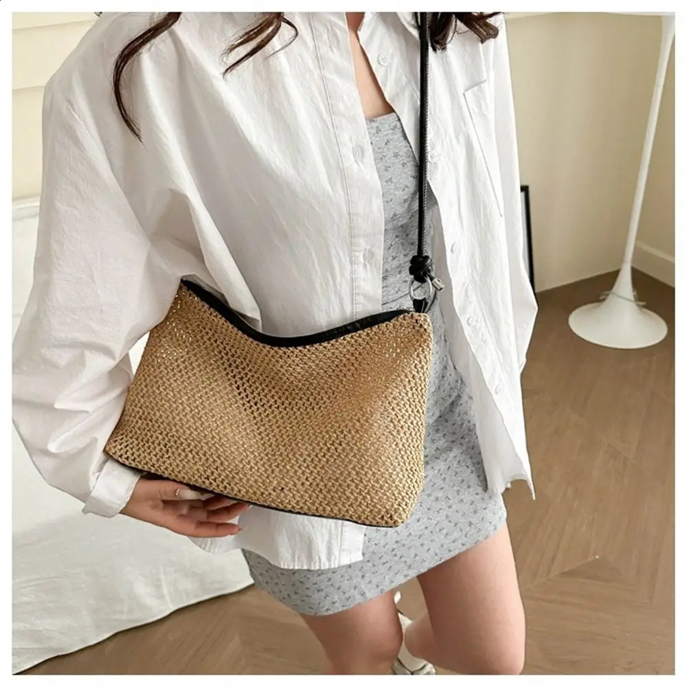 Rattan Straw Bag Fashion Woven Large Capacity Handbag Handmade Braid Shoulder Women Girls Summer Beach Tote 240828