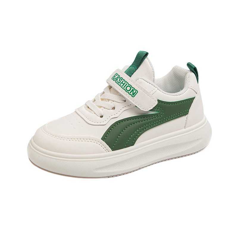 Athletic Outdoor Childrens board mens womens sports spring and autumn new styles white versatile thick soled boys casual shoes C260130