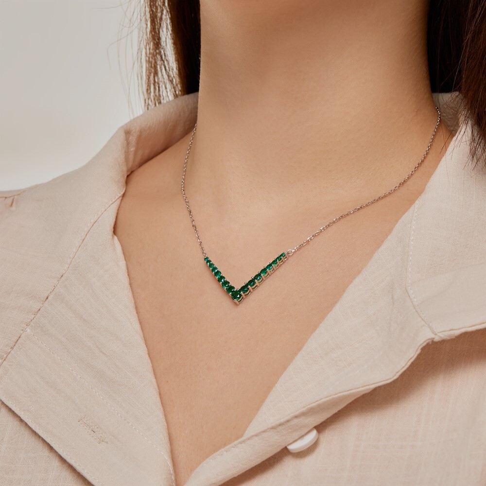 Korean New S Pure Sier Necklace V-shaped Full Zircon Inlaid Personalized Fashion Versatile Women's collarbone Chain