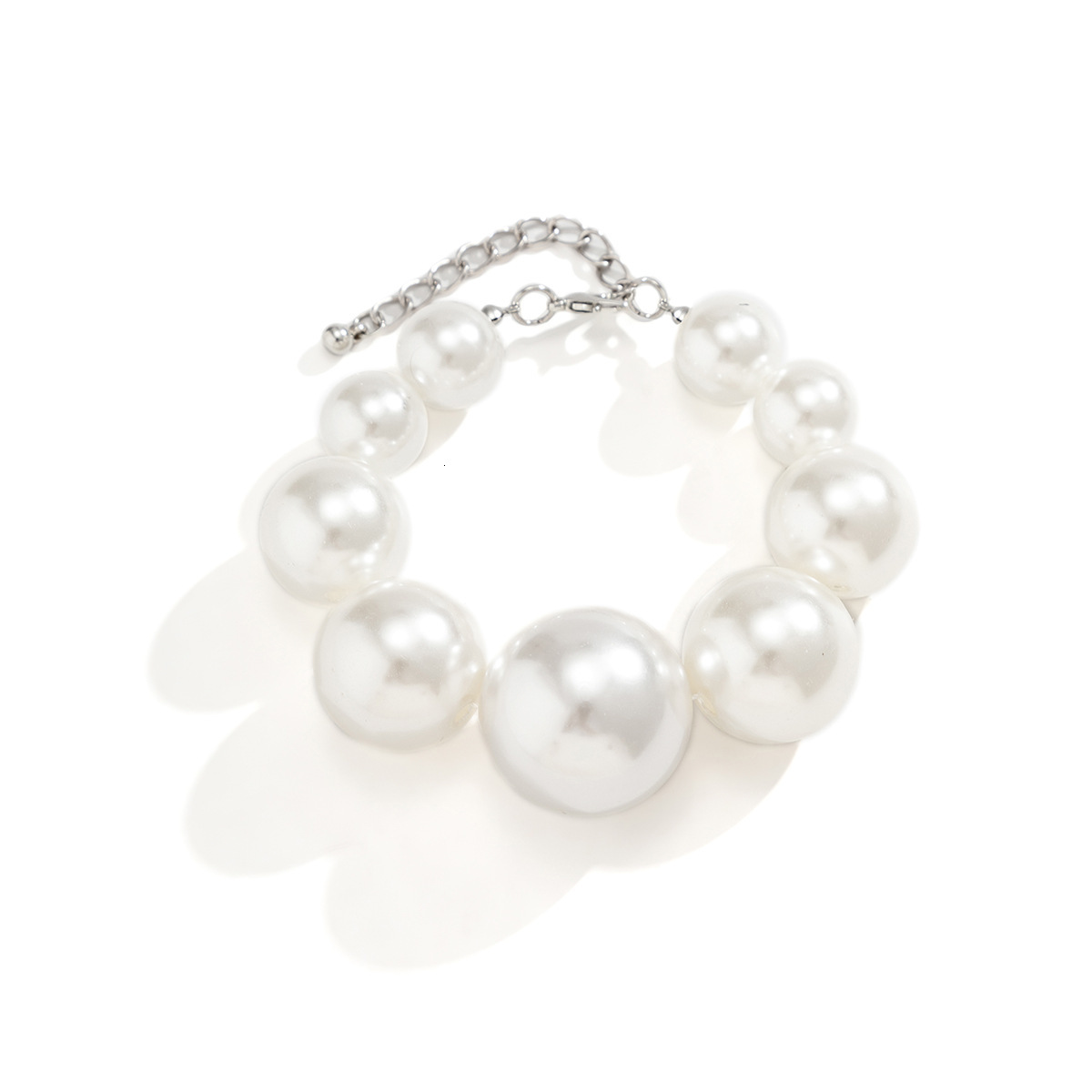 Jewelry Cold Wind Beaded Chain with Ethnic Imitation Pearl and Small Design Sense Necklace