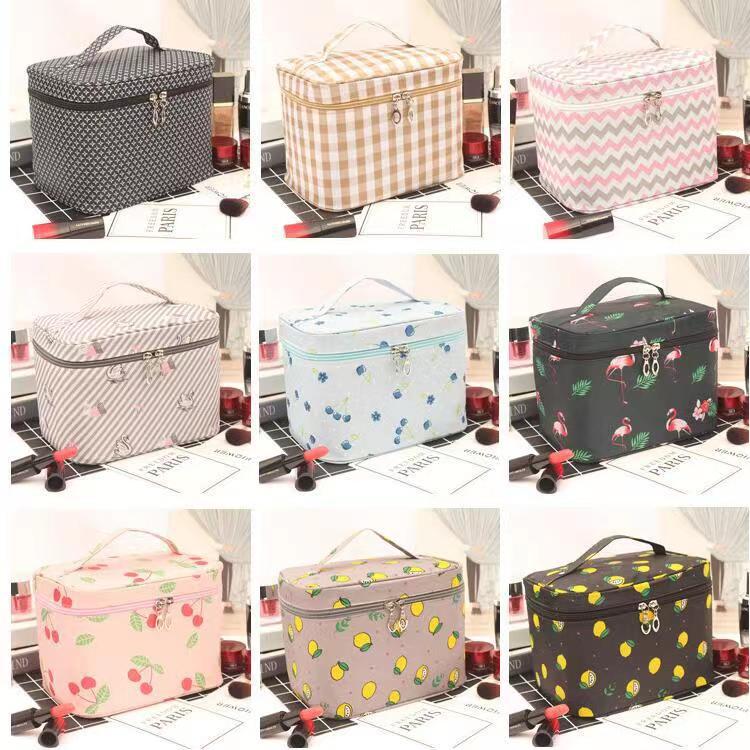 Handheld Makeup Bag Waterproof Fresh Cute Portable Multi functional Travel Toiletry Storage Bag