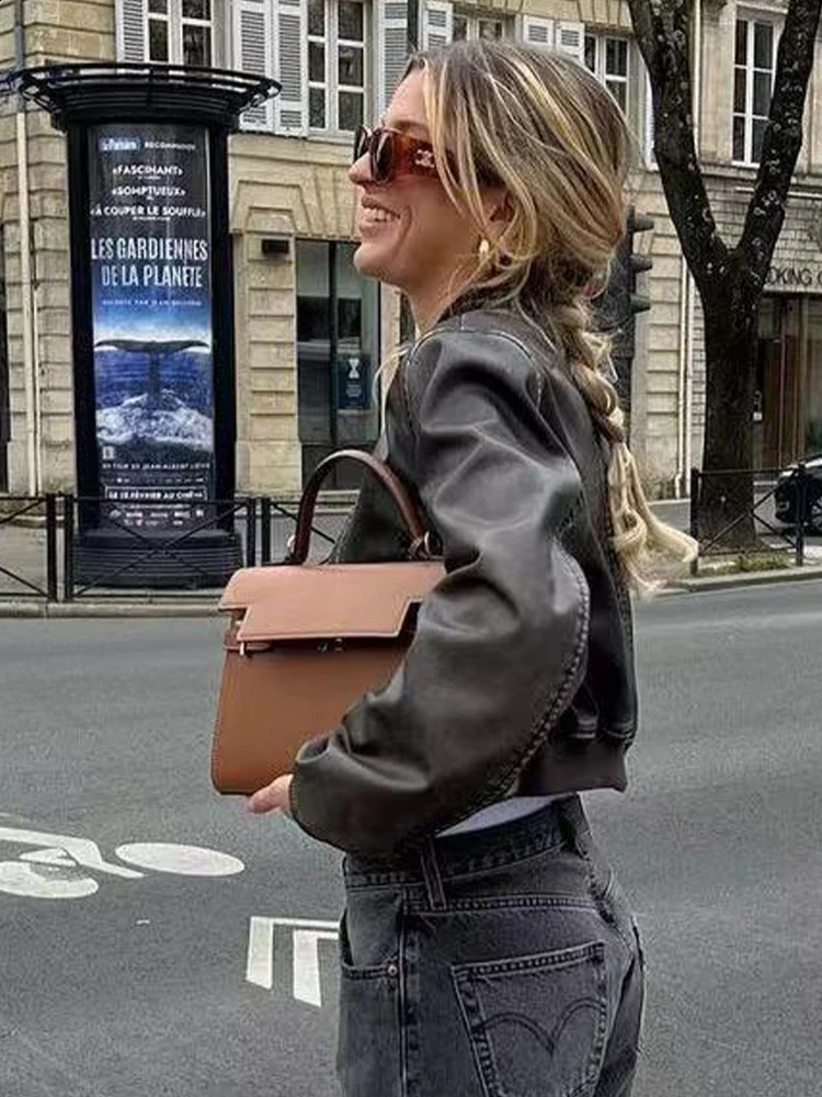 Womens washed gradient leather round neck long sleeved loose jacket with zipper short jacket artificial leather bomber motorcycle PU jacket top 240826