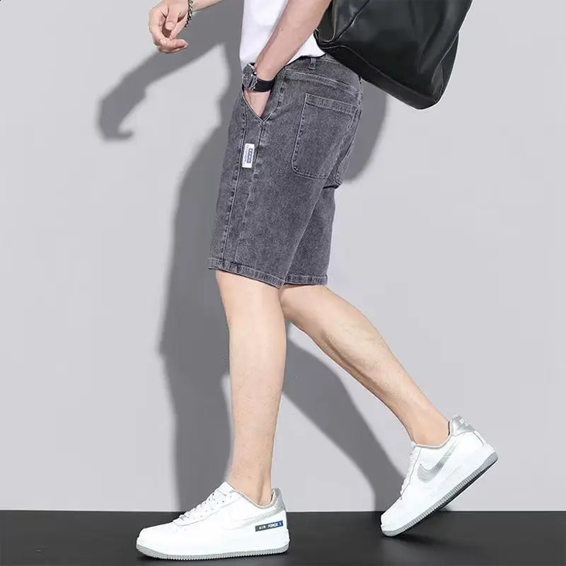 Summer Straight Hole Elastic Casual Denim Shorts Men Embroidery Print Patchwork Button Pocket Zipper Versatile Five-Point Pants 240824